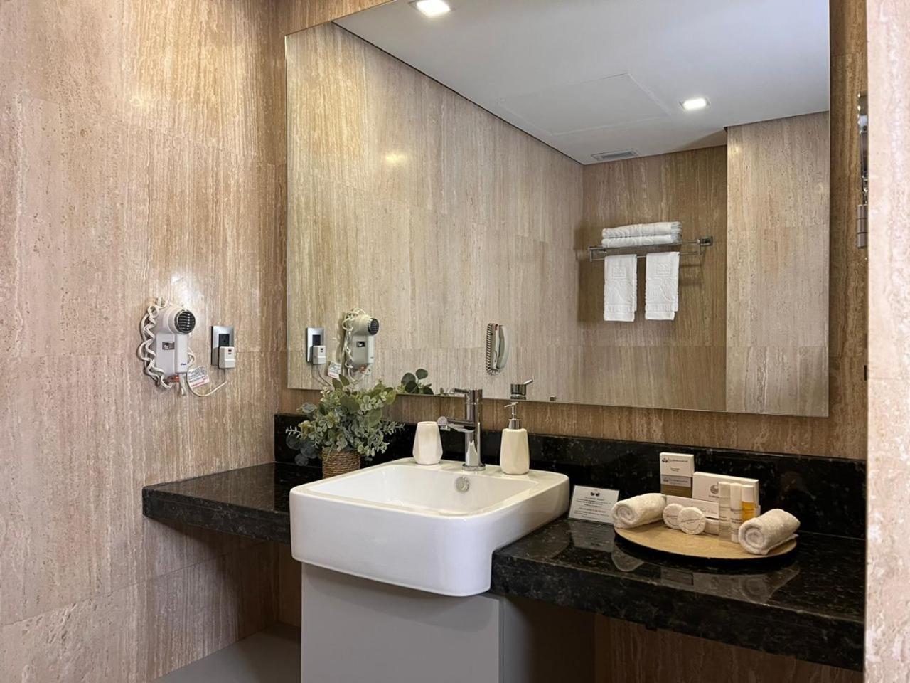 Eurobuilding Express Maracay Hotel ภายนอก รูปภาพ